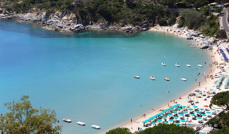 Spiaggia Di Cavoli Allisola Delba A Marina Di Campo