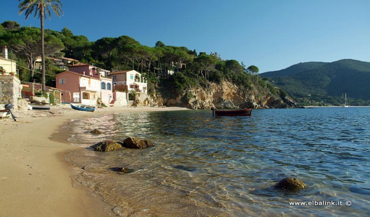 Spiaggia Della Sorgente Portoferraio Isola Delba