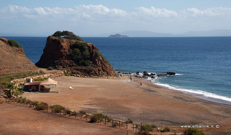 Spiaggia Di Cala Seregola A Rio Marina Isola Delba