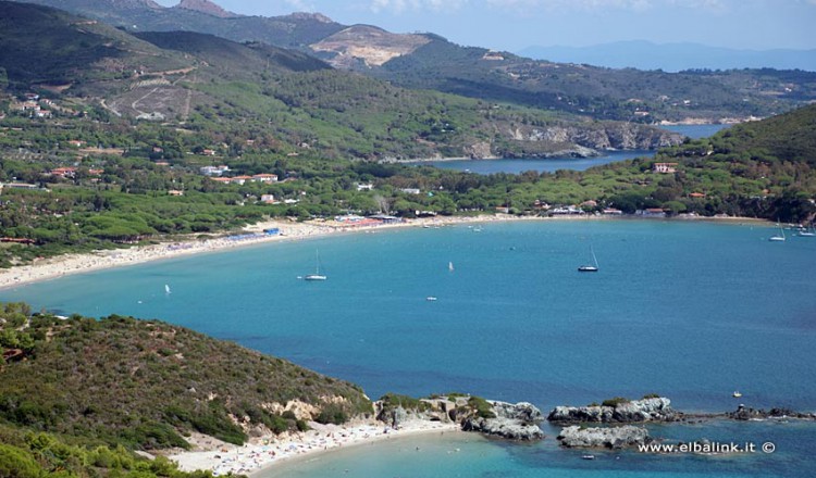 Spiaggia Di Lacona Spiaggia Di Sabbia Allelba A Capoliveri