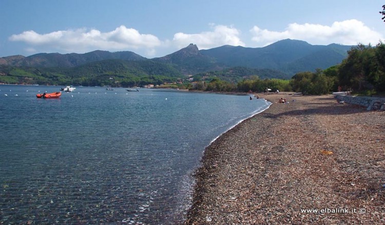 Spiaggia Di Schiopparello A Portoferraio Isola Delba